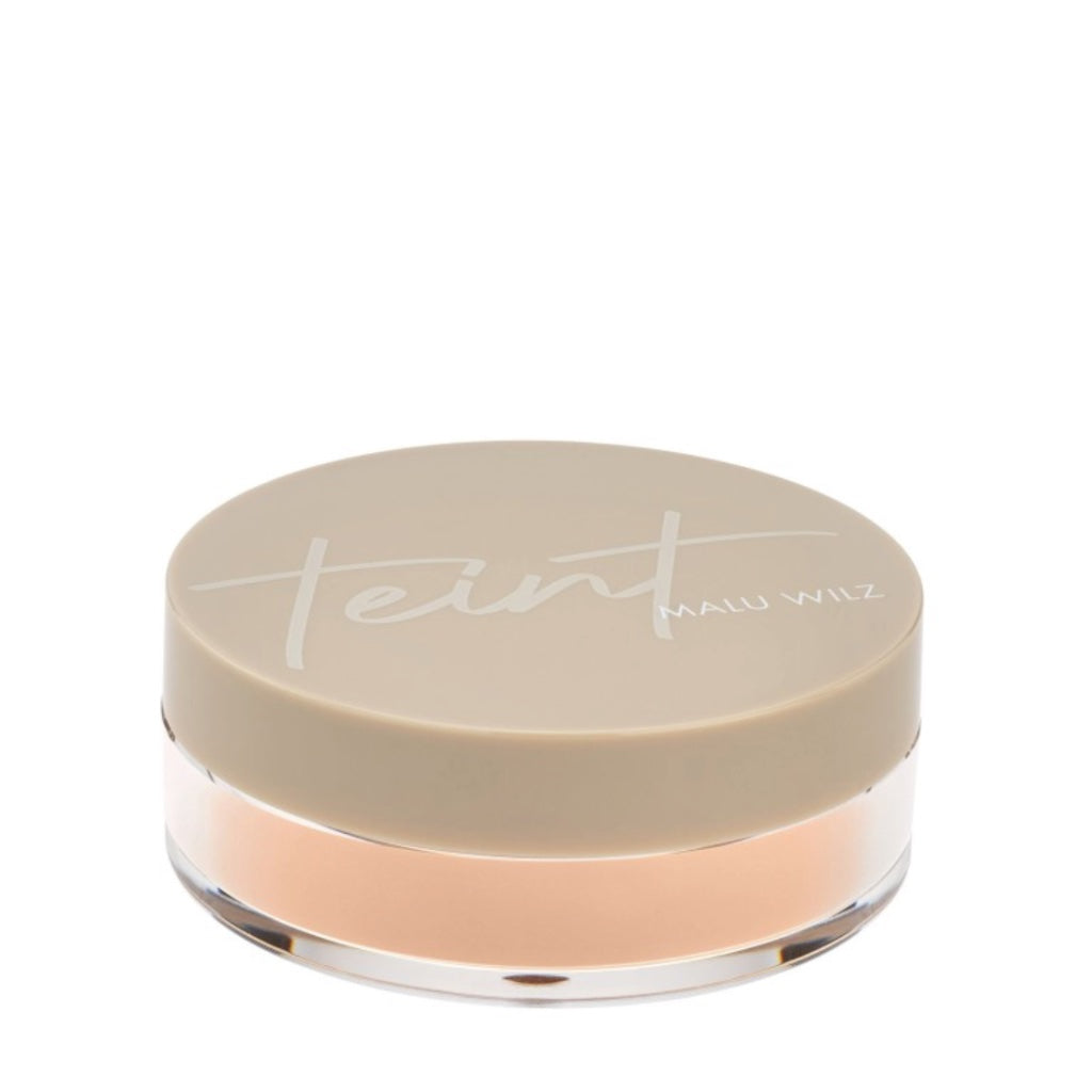 Mineral Powder Foundation 01
Malu Wilz