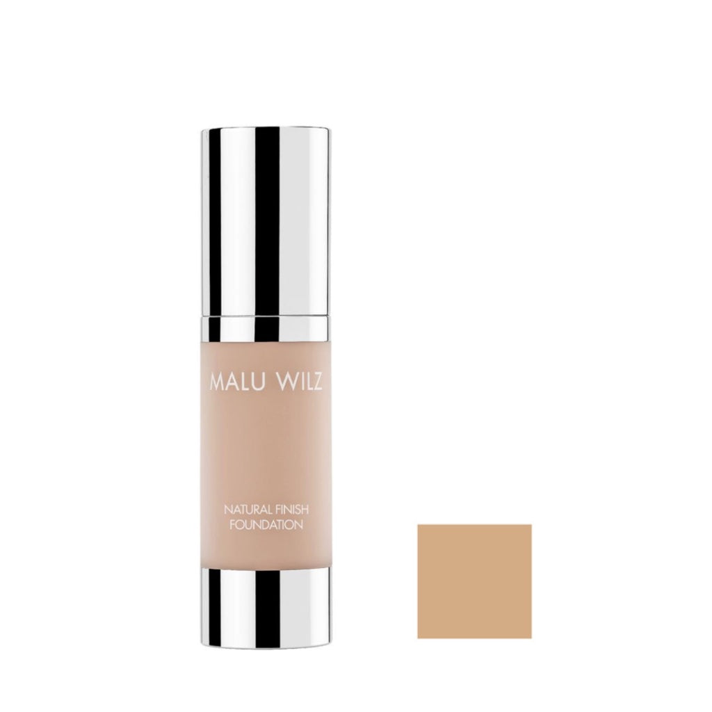 Malu Wilz | Natural Finish Foundation Nr. 52